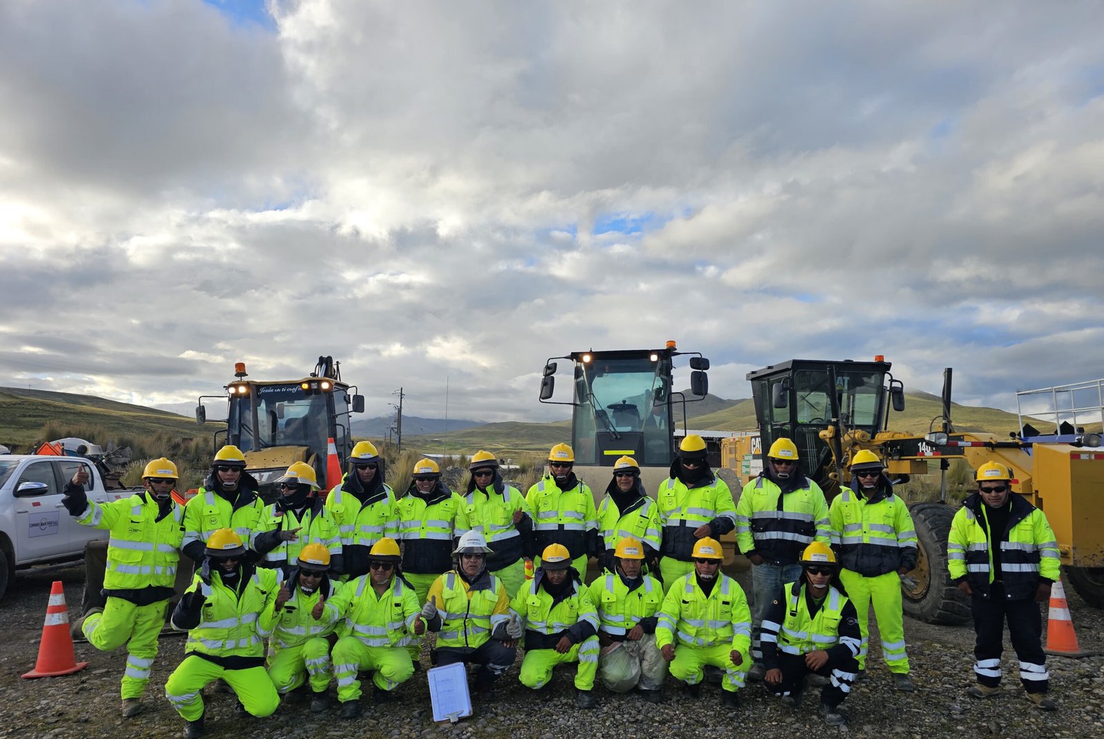 Equipo de ingeniería en campo